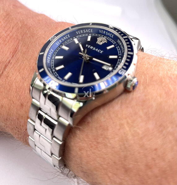 Versace Versace VE3A00922 Hellenyium Gent men's watch 42 mm