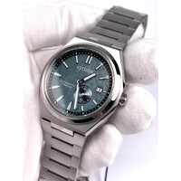 Citizen Citizen NJ0180-80X Zenshin Automatikuhr aus Titan