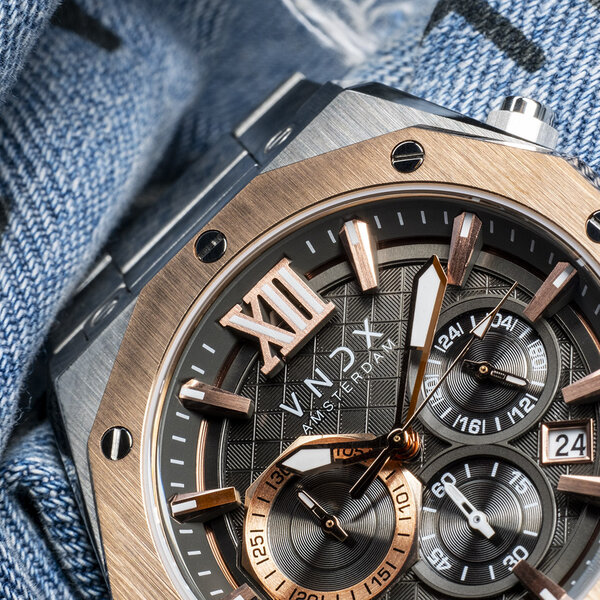 VNDX Amsterdam VNDX Wise Man Steel Silver Rose Gold MS11885-TR watch