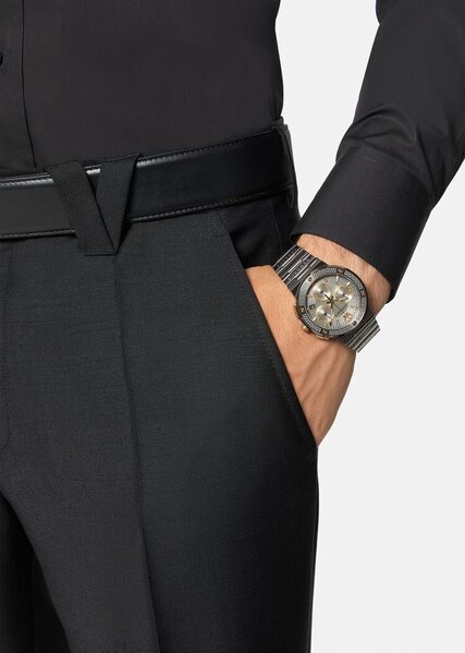 Versace Versace VEZ900521 Greca Logo men's watch 43 mm