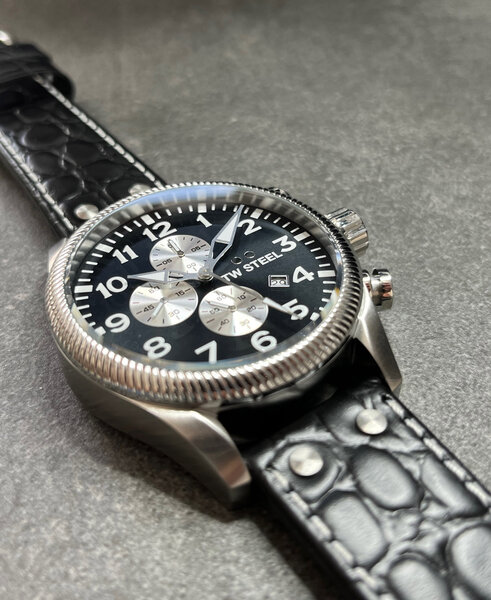 TW Steel TW Steel VS110 Volante Chronograph Uhr 48 mm