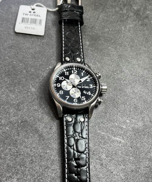 TW Steel TW Steel VS110 Volante Chronograph Uhr 48 mm