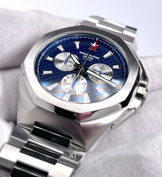 Swiss Alpine Military Swiss Alpine Military 7005.9135 Typhoon watch 42 mm