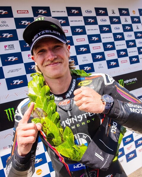 TW Steel TW Steel TW VS128 TT Isle of Man Edition Uhr