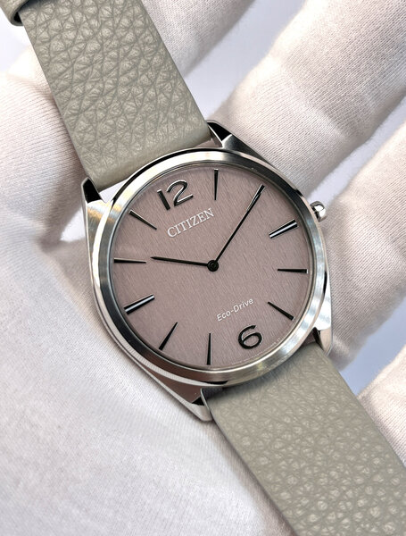 Citizen Citizen AR3120-41X Eco-Drive Suratto watch