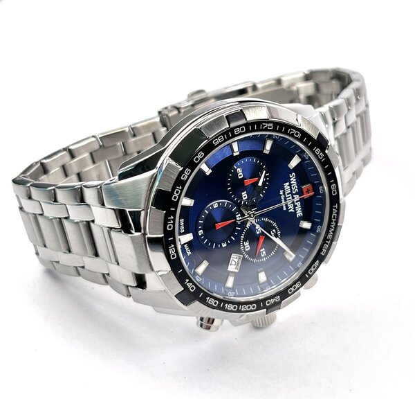 Swiss Alpine Military Swiss Alpine Military 7043.9135 chronograph watch