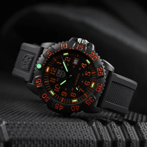 Luminox Luminox X2.2059.2 Sea Lion 2050 Series watch