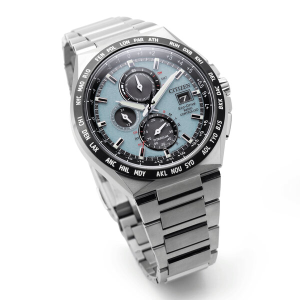 Citizen Citizen AT8238-84M Funkgesteuerte Super Titanium Uhr