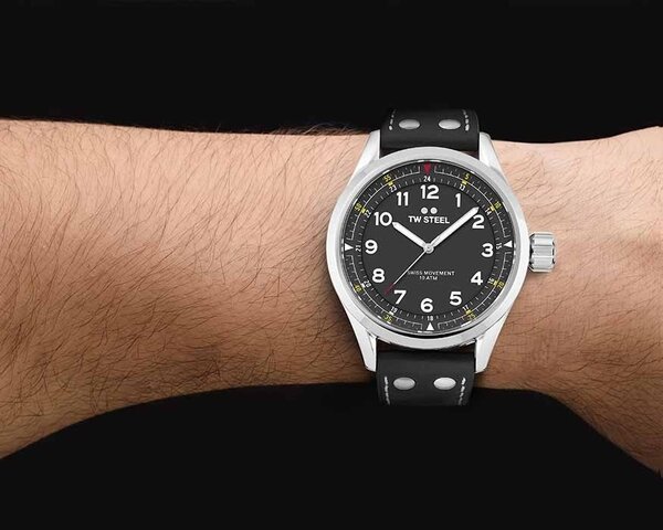 TW Steel TW Steel Schweizer Volante SVS103 Uhr 45mm