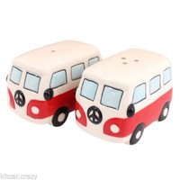 VW Hippie bus peper en zoutstel rood