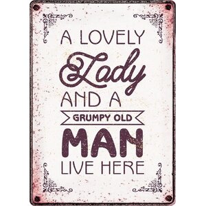 Metalen bord A Lovely Lady and a Grumpy Old Man 14,8x21 cm