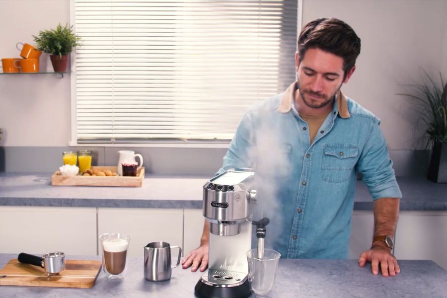 DeLonghi Dedica Style EC685