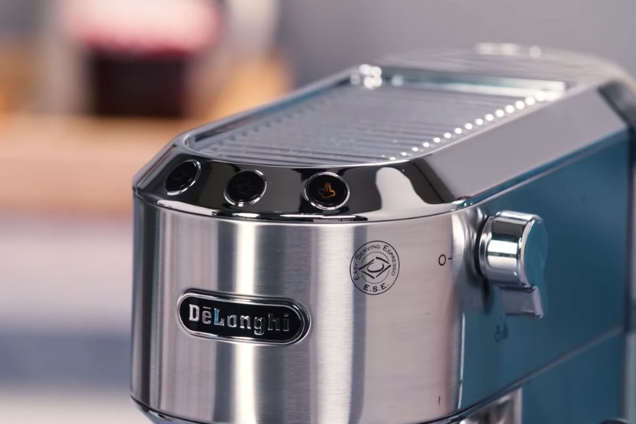 DeLonghi Dedica ontkalkingsmelding