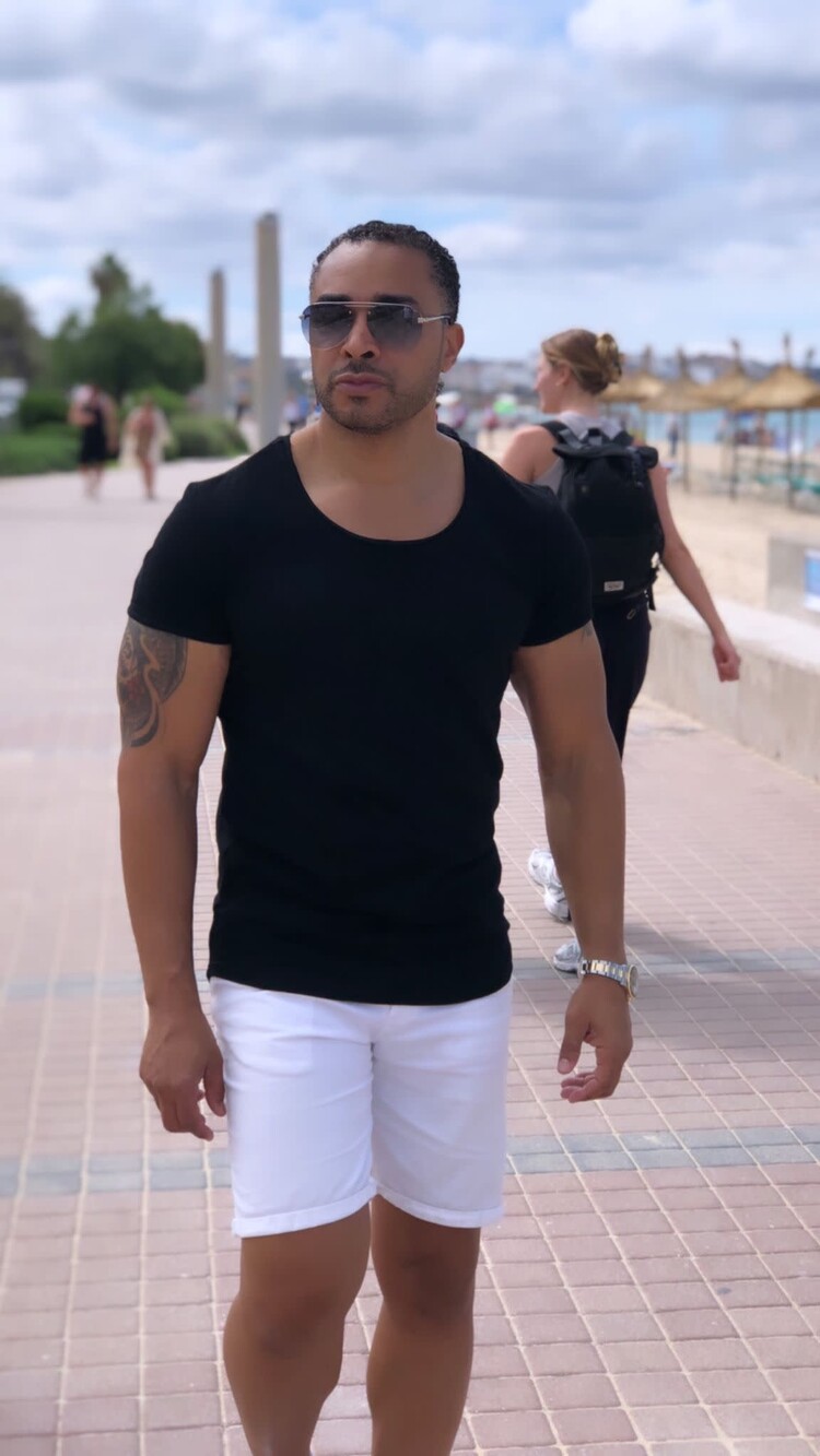 Robeaux Robeaux Long Shirt - Black