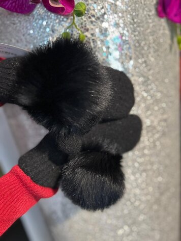 Black Mittons w/fox fur