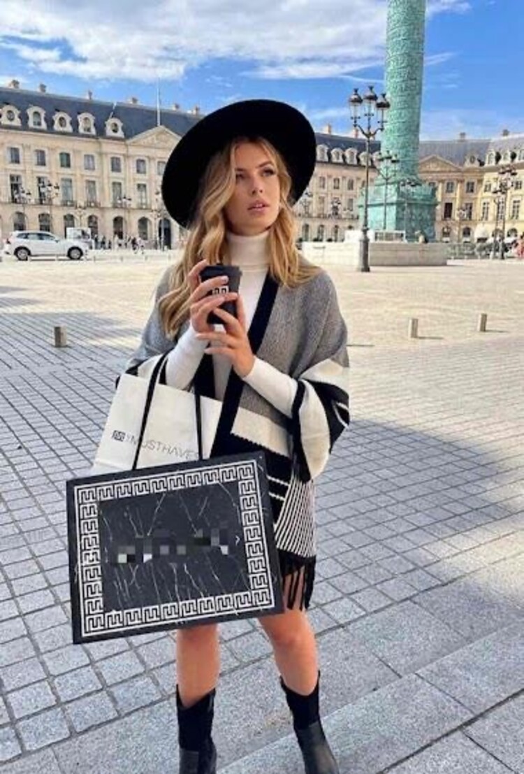 Paris Boho Poncho Black/Beige Design