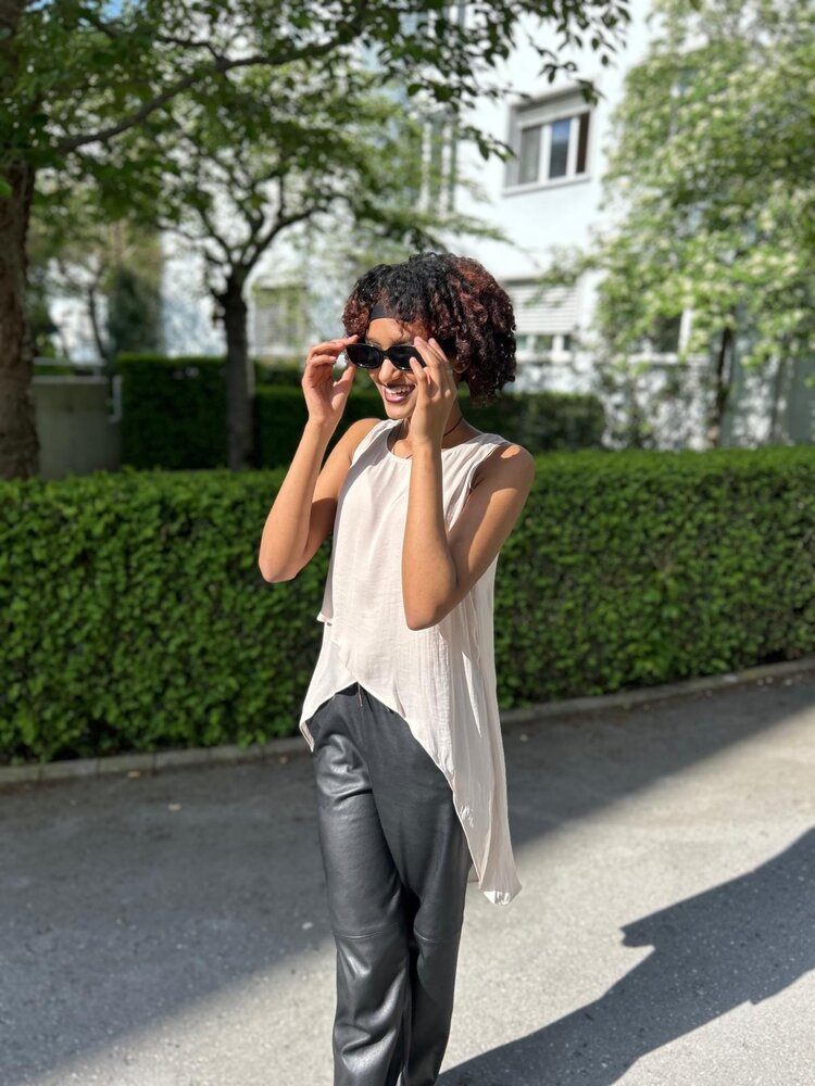 USA Asymmetrical Top AT117102- Papyrus