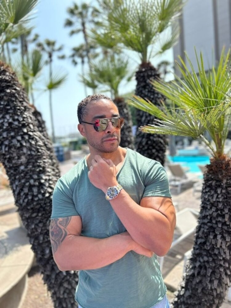 Robeaux Robeaux V- Neck T Shirt - #112 Hunter Green