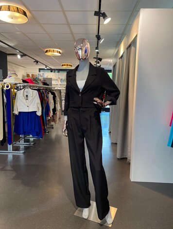 USA Blazer- Black 80217JH