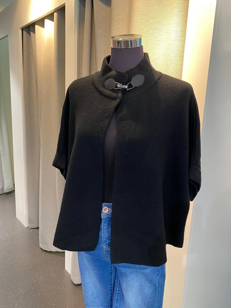 Paris Open Sweater W/Neck Fasten- Black