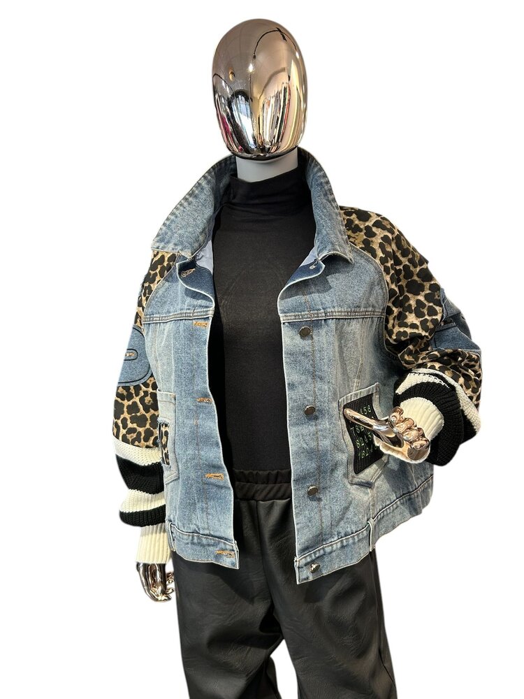 USA Animal Attraction Denim Duo