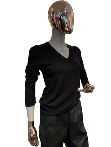 USA Cielo Sweater-Black SW645