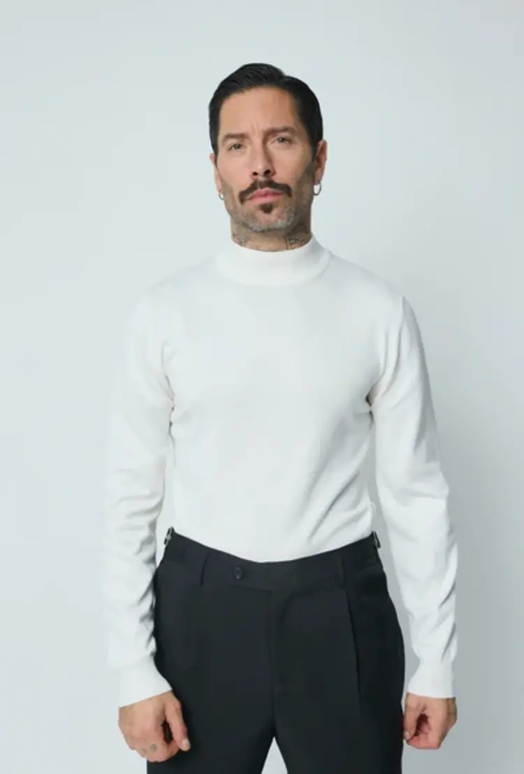 Paris High Neck Sweater- White M050