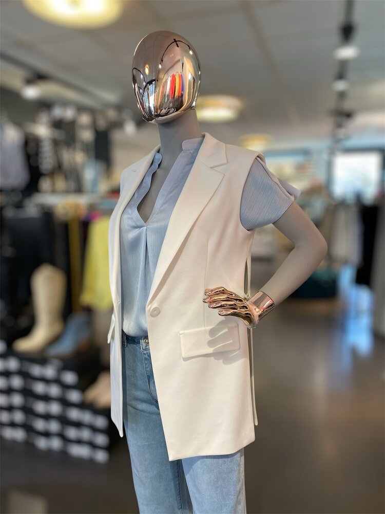 Italy Vest W/Single Button Closure