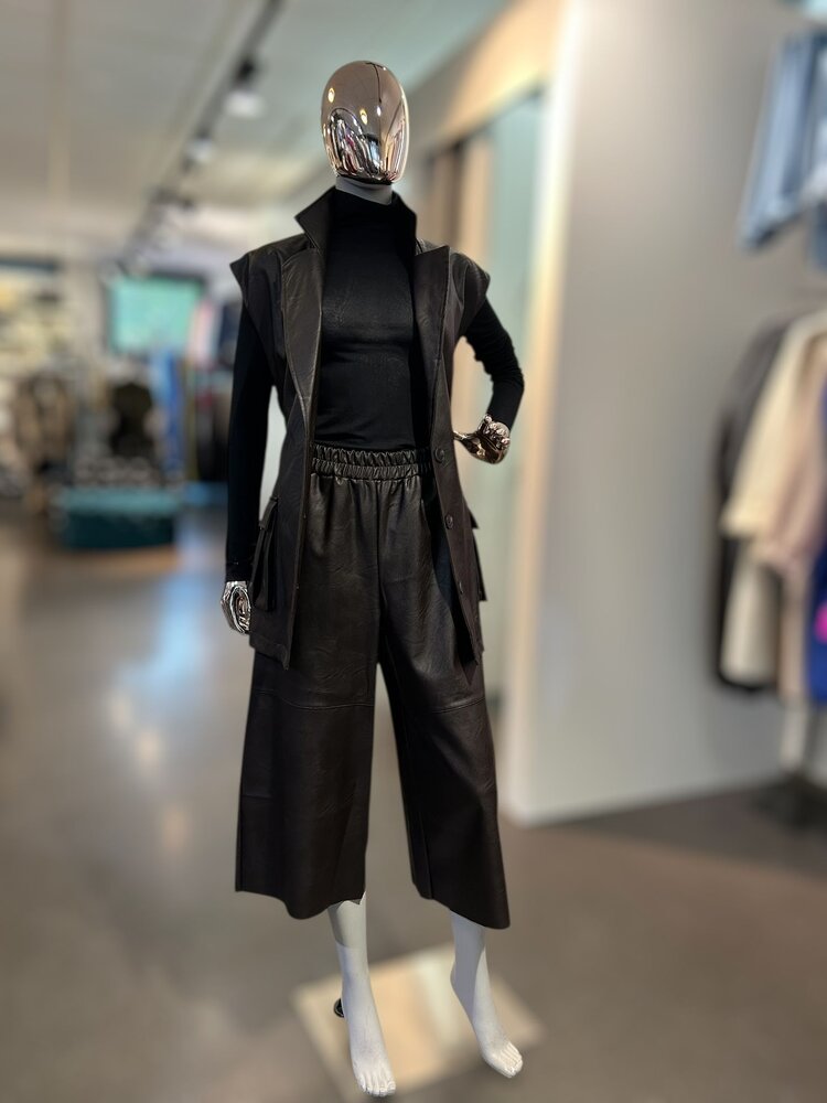 Italy Faux Leather Culotte-Brown