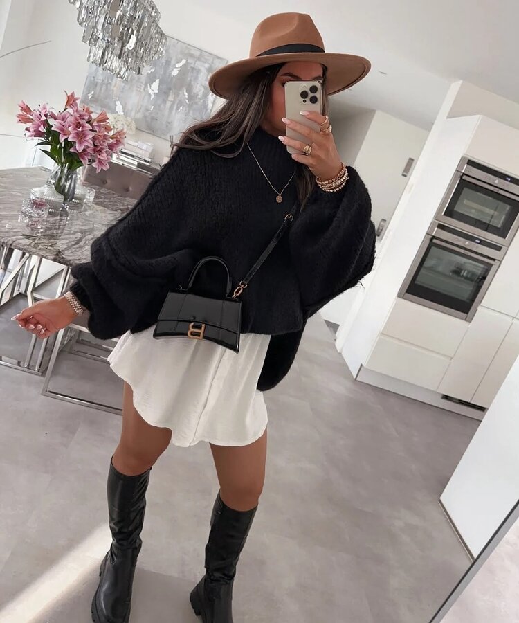 Paris Oversized Cable-Knit Sweater-Black PB2007
