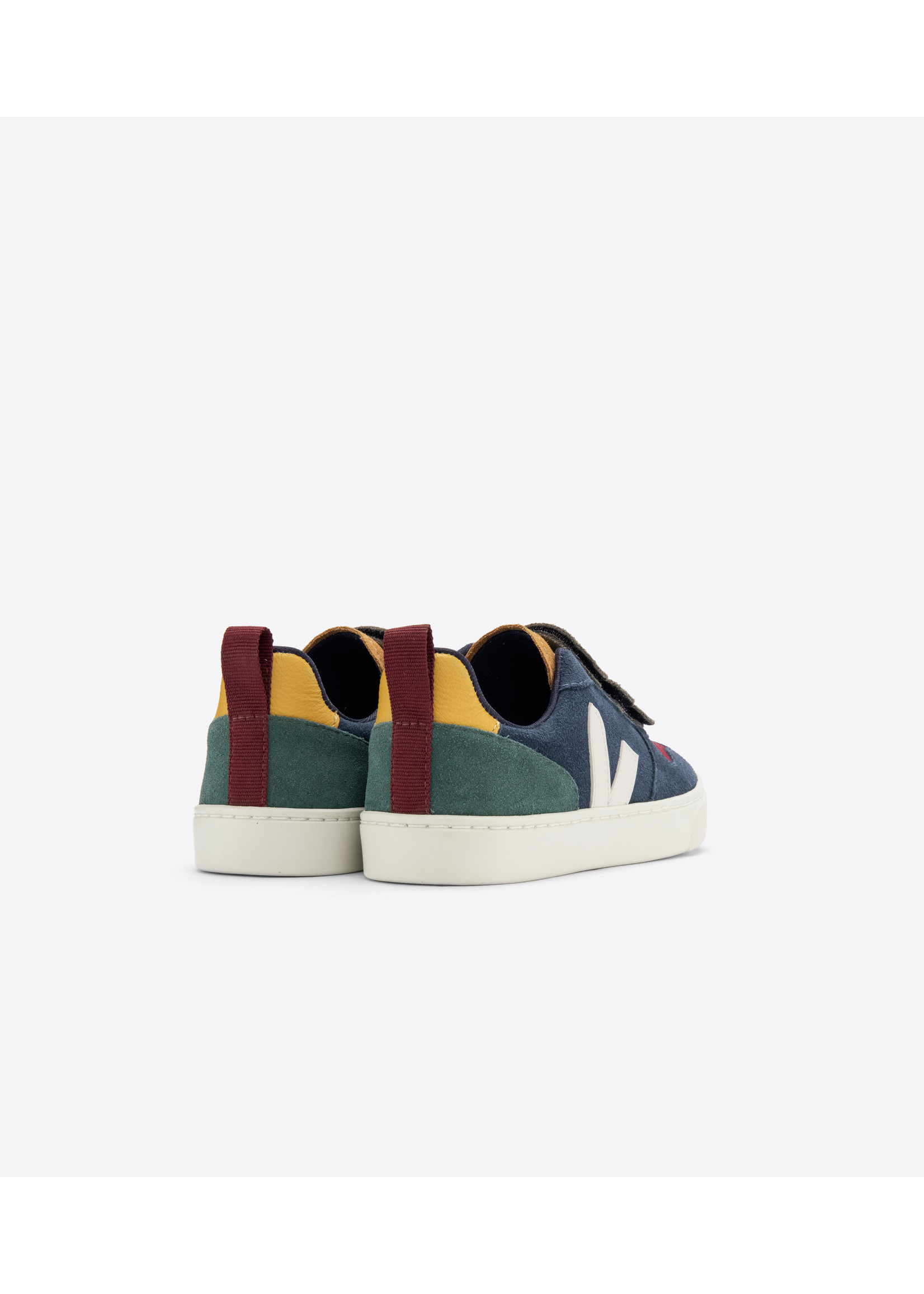 VEJA SMALL V-10 CV0303027C