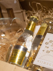  Nijmegin cadeau  + 1 glas
