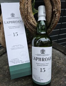  Laphroaig 15Y