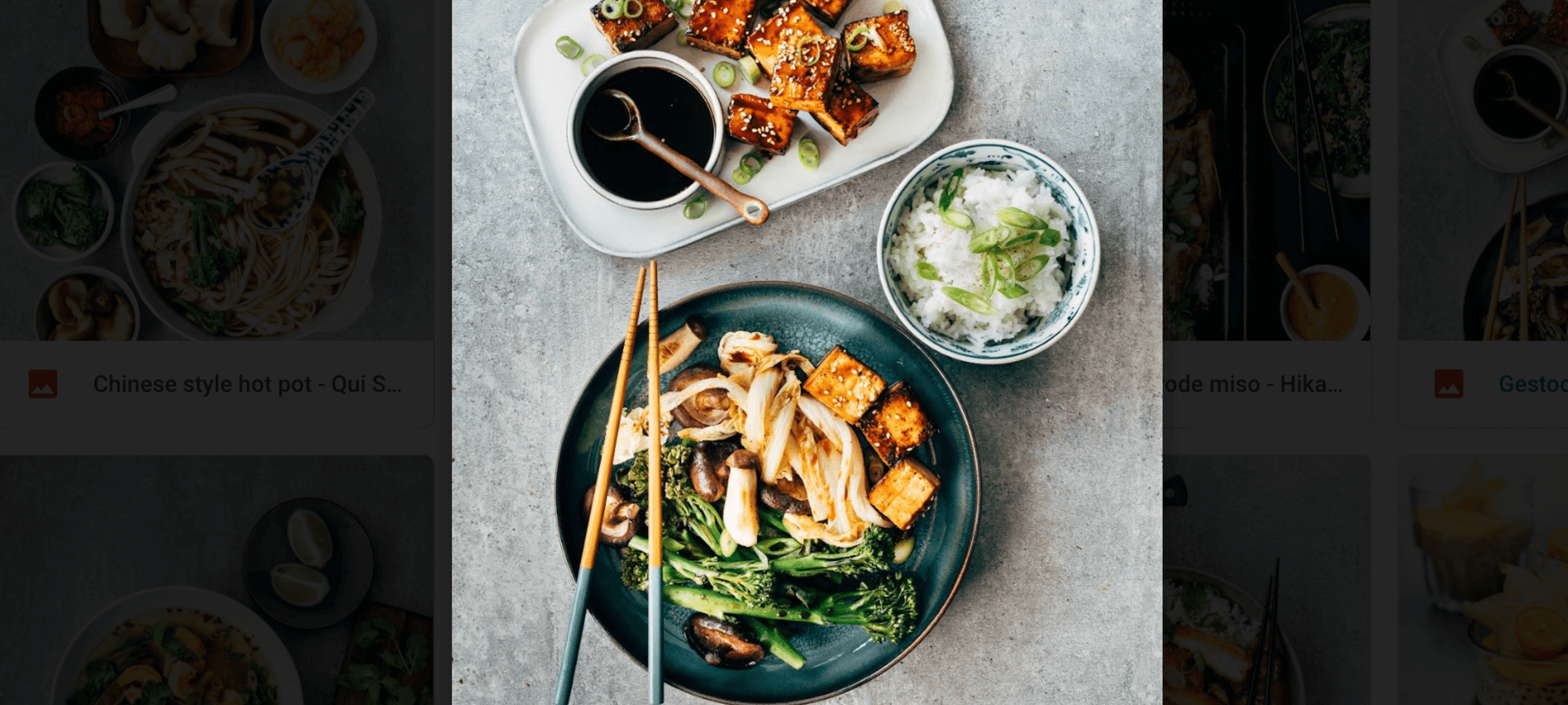 Gestoomde Groenten en Tofu Sticky Saus met Rijst