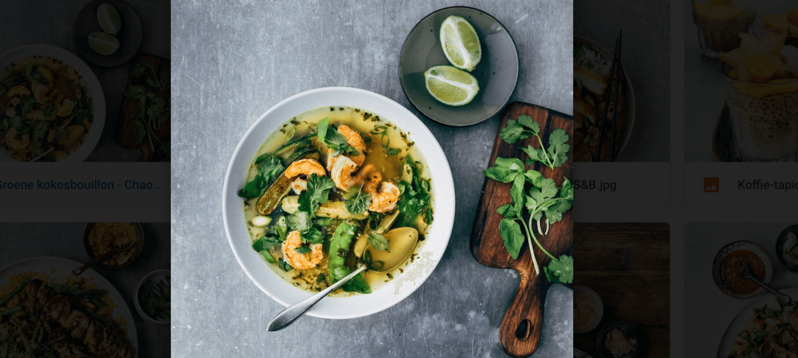 Groene Kokosbouillon met Garnalen