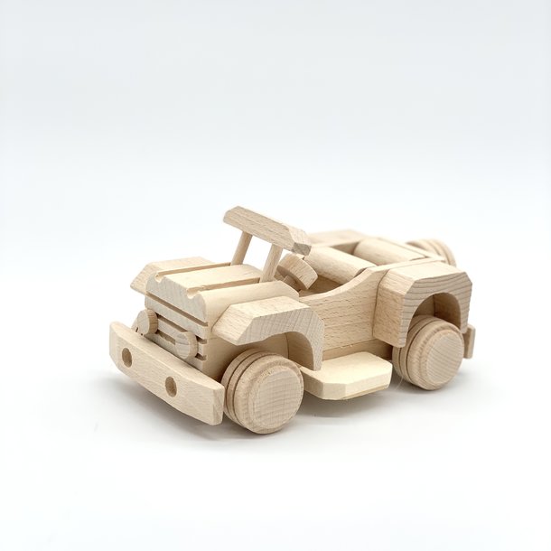 WOODEN JEEP