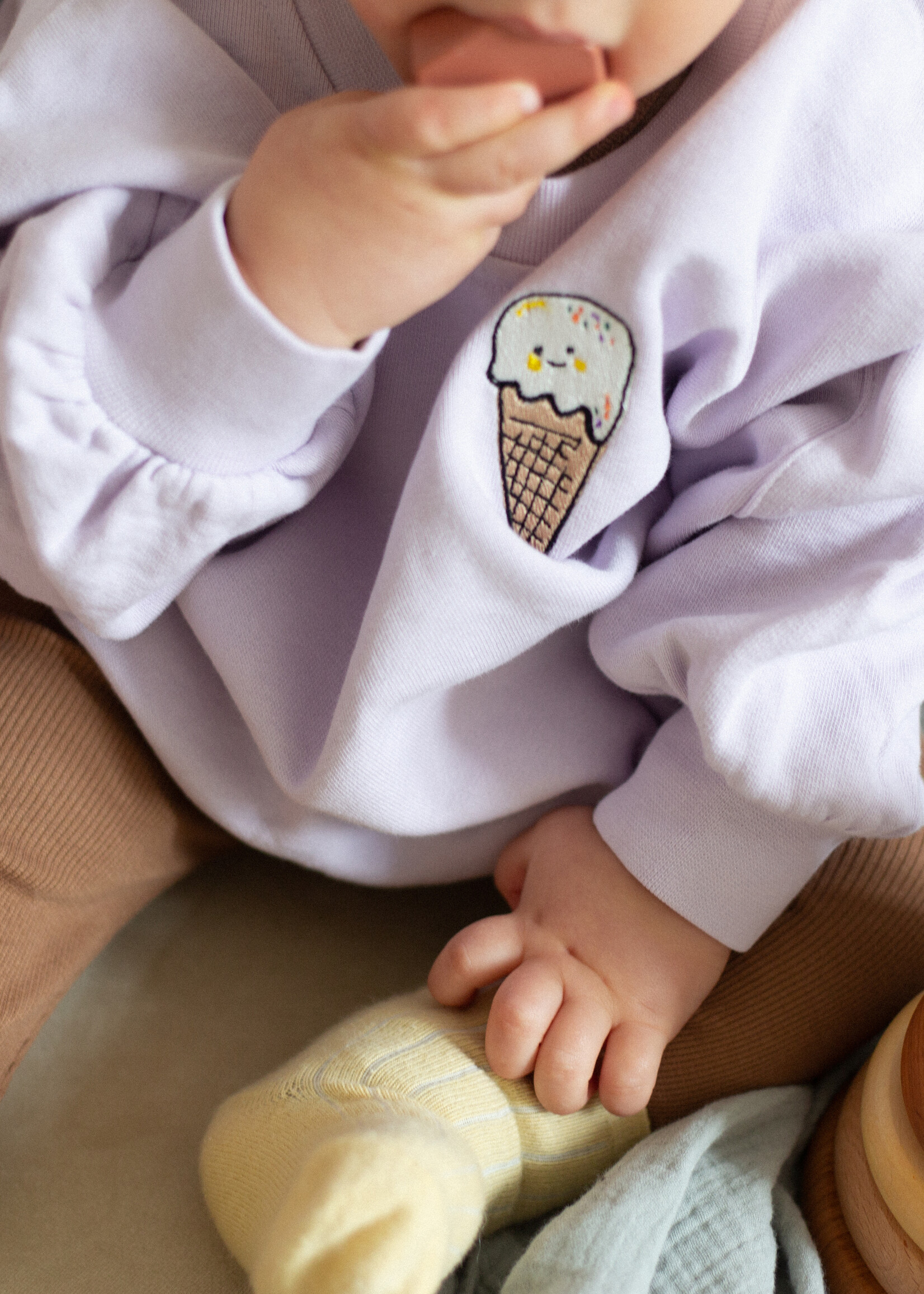 Atelier POMME TINY EASY SWEAT -  LUCKY LILA