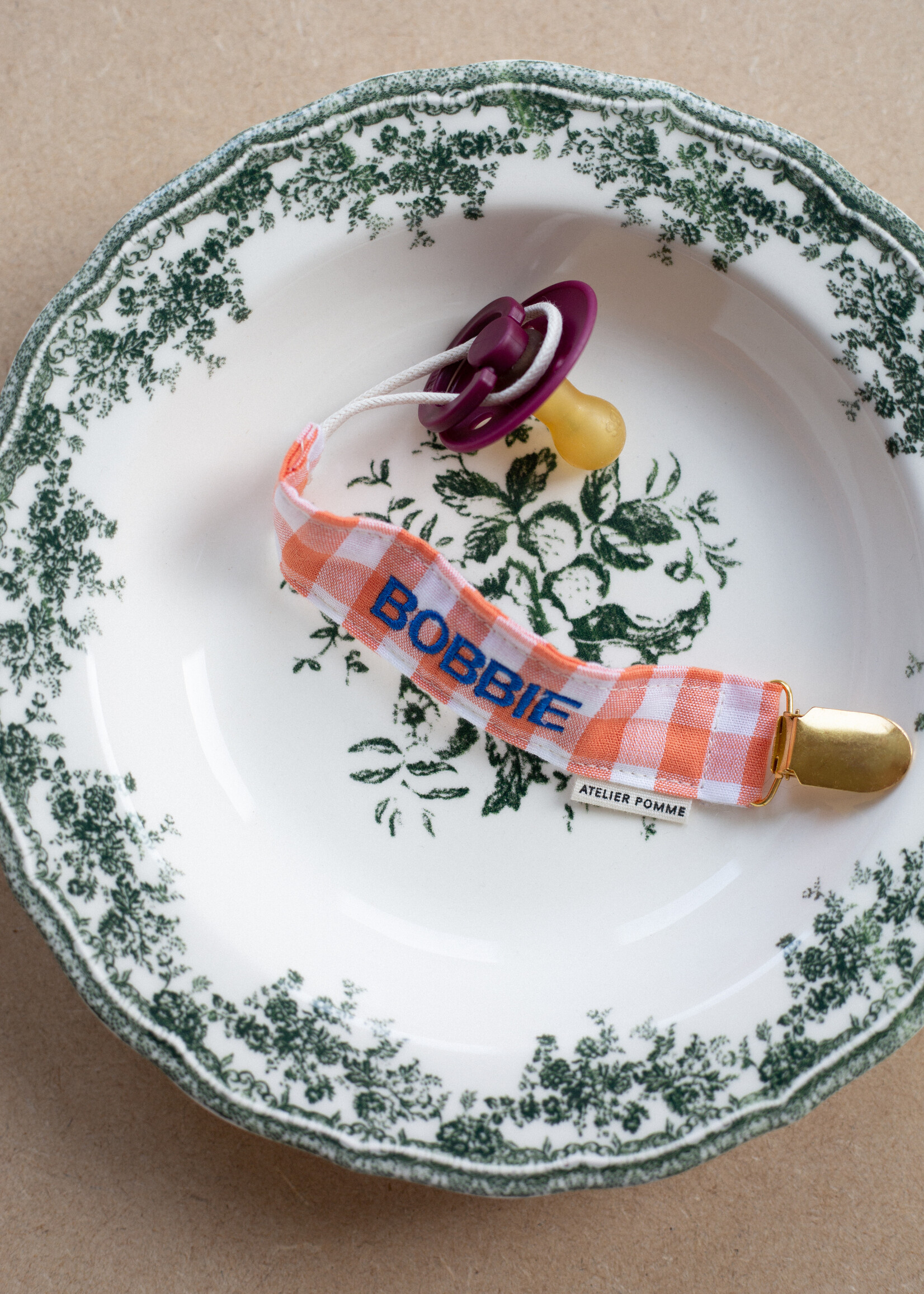 Atelier POMME KEEP-IT-CLOSE - STICKY BIBS CHECKED IN - HAPPY ORANGE