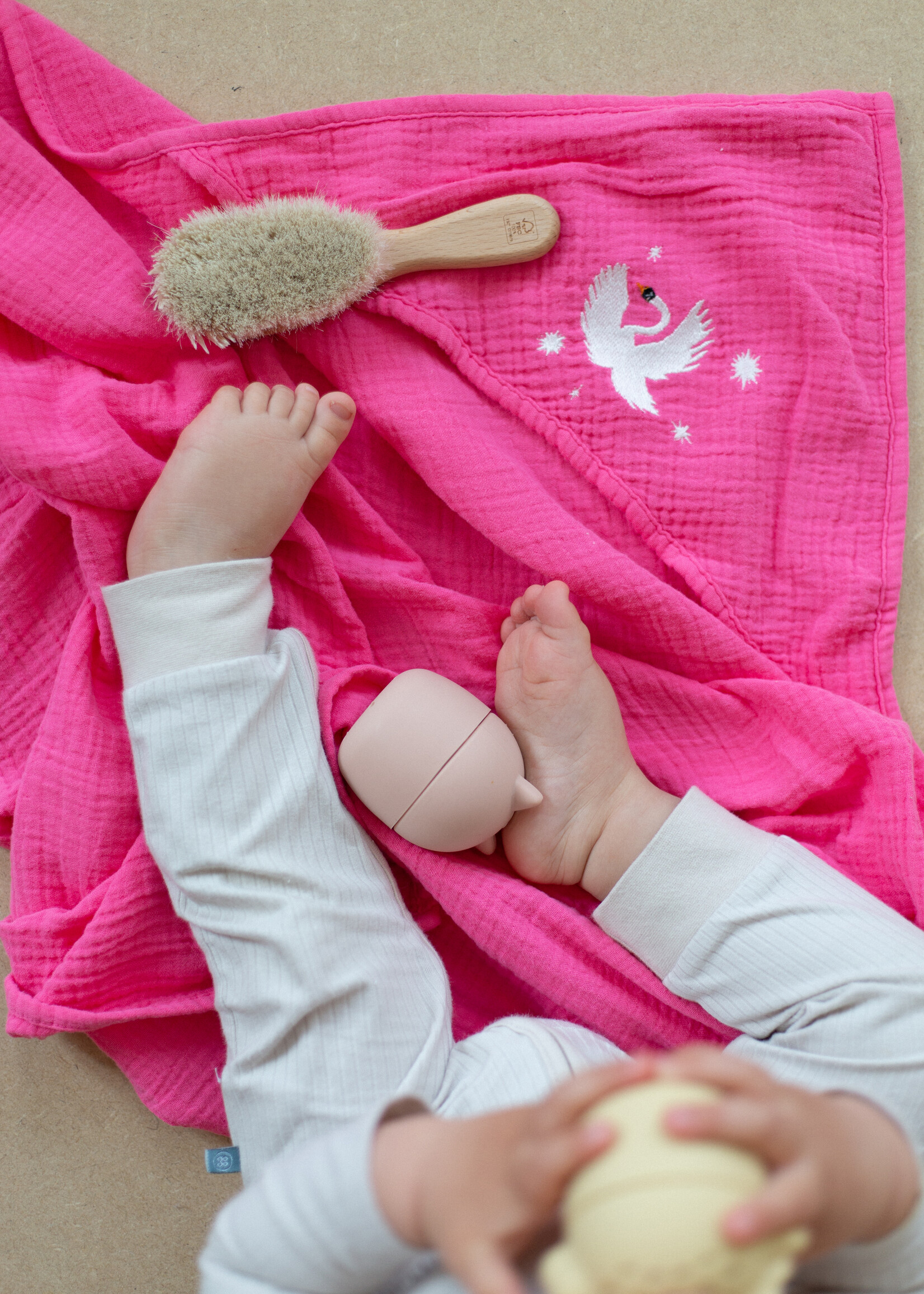 Atelier POMME BATH TOWEL - BLOWY BUBBLEGUM