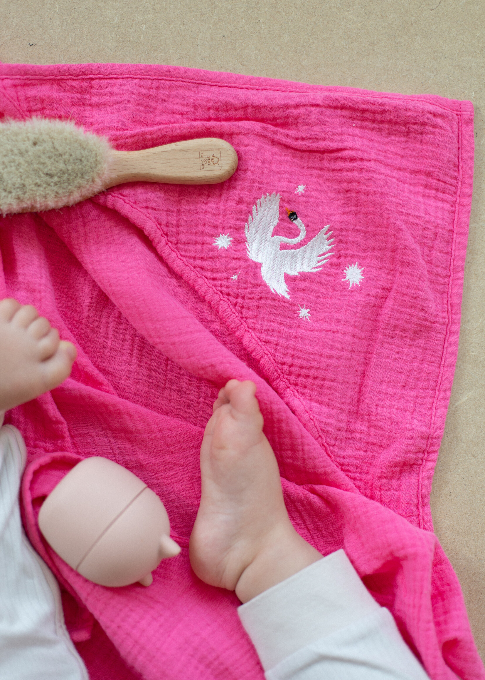 Atelier POMME BATH TOWEL - BLOWY BUBBLEGUM