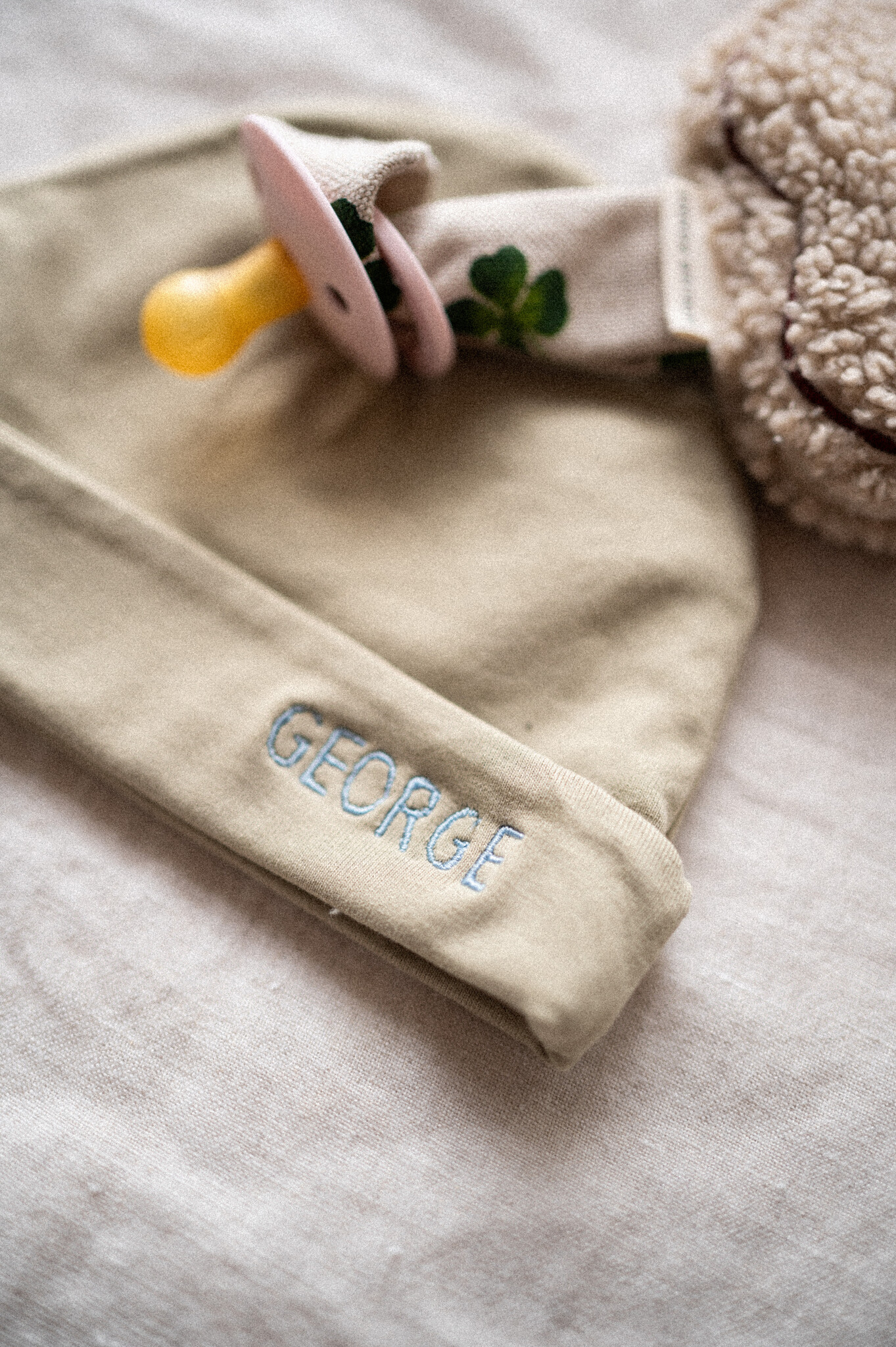 TEENY TINY BEANIE GOING GREEN Atelier POMME