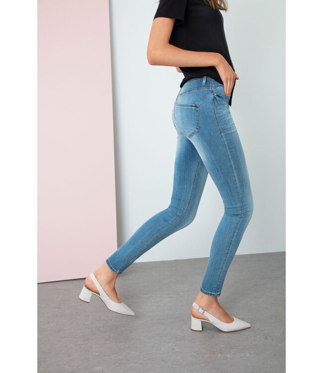 ICHI IHERIN Izaro  Light Blue Bleached Jeans
