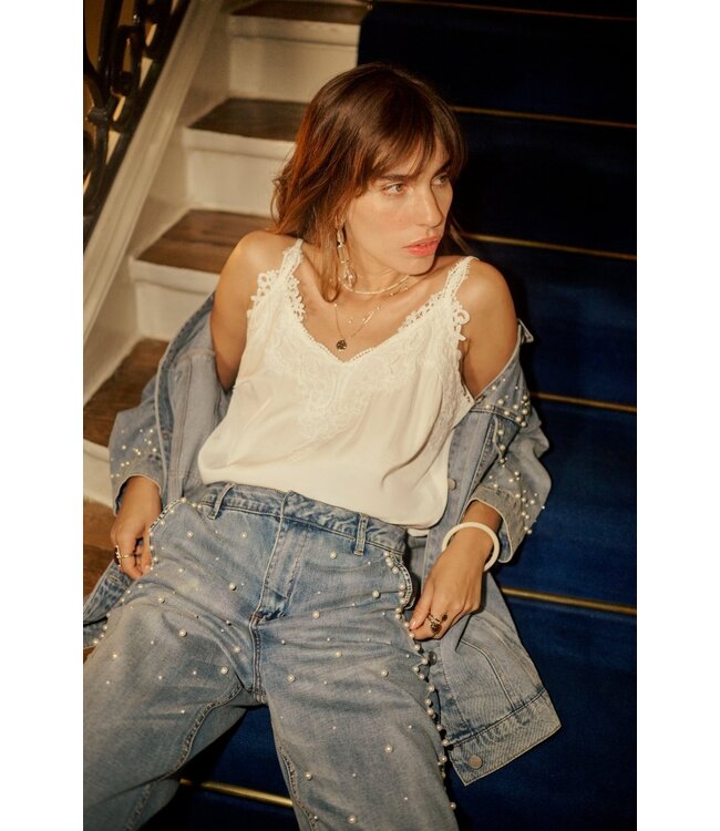 CREAM CRAnna Top - Snow White