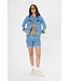 KAFFE KAvilma dames Denim Shorts Washed Blue met stretch en omgeplooide zoom