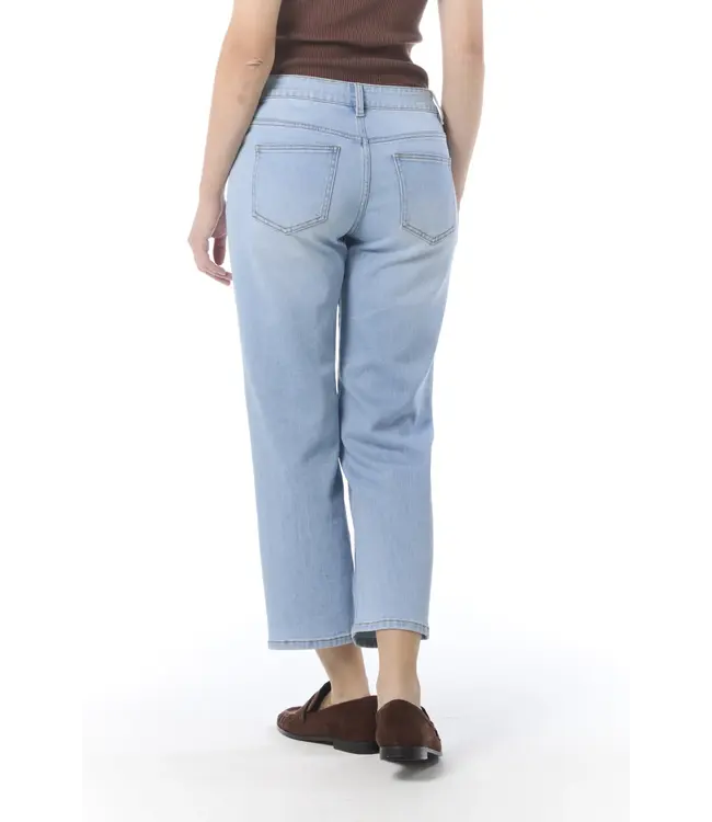 Courage Lichtblauwe dames jeans 7/8 lengte met rechte pijp, zachte stretch denim en comfortabele pasvorm