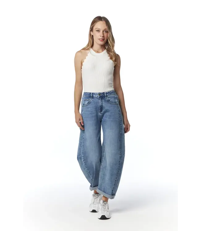 Courage Medium blauwe dames barrel jeans 7/8 met omslag, zachte stretch denim en comfortabele trendy pasvorm