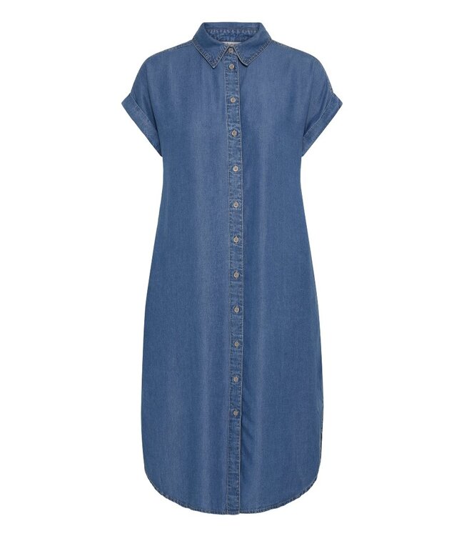 b.young BYKOSMO dames hemdkleedje in mid blue denim, losse pasvorm met TENCEL™ lyocell en knoopsluiting