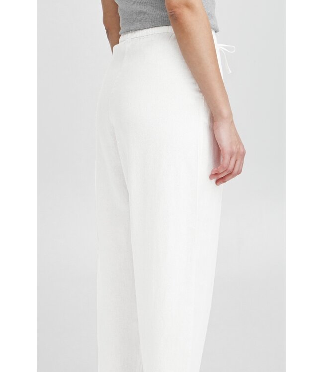 ICHI IHLINNO Barrel Pant - Dames witte broek met barrel fit en elastische taille in luchtige linnenmix
