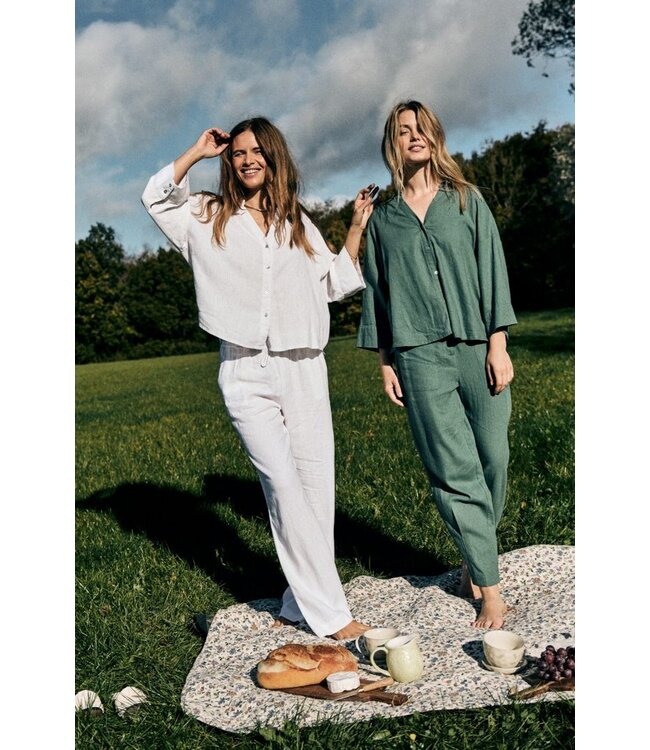 Freequent FQLAVA Pant Dark Forest - Linnen dames broek in donkergroen met elastische taille