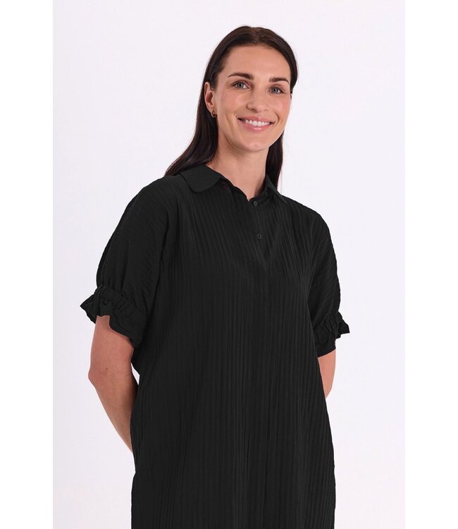 Freequent FQESFINNI Dress  Black - Zwarte dames jurk met kraag, lichte structuur en elastische taille